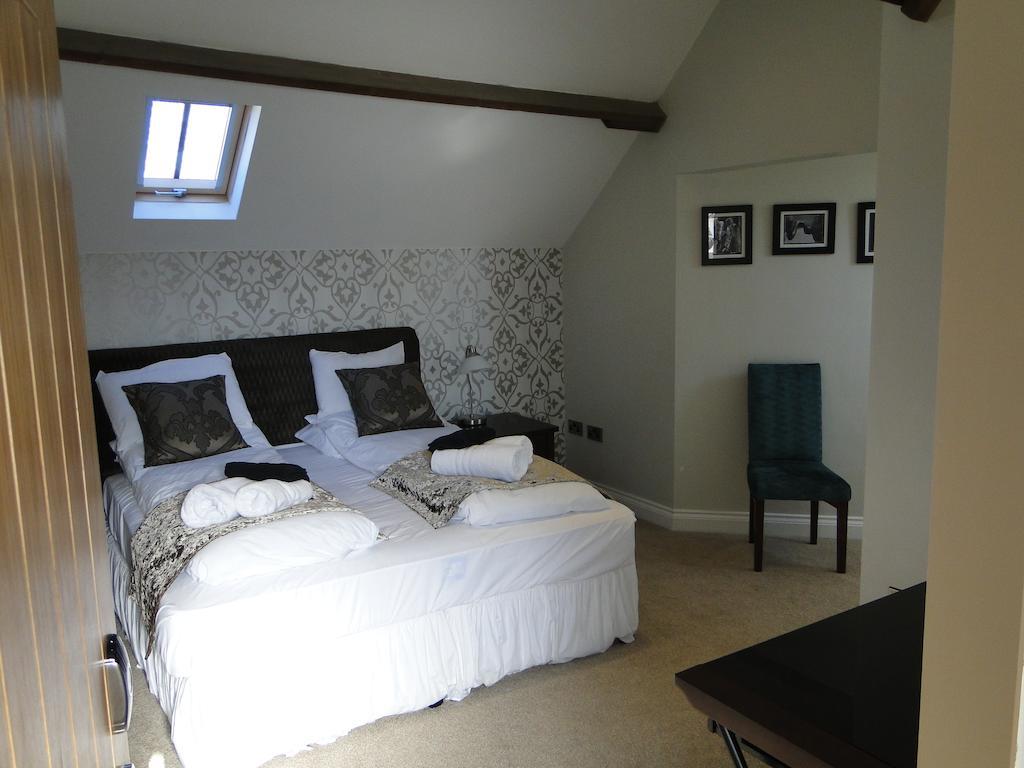 The Maypole At Wellow Ollerton Room photo